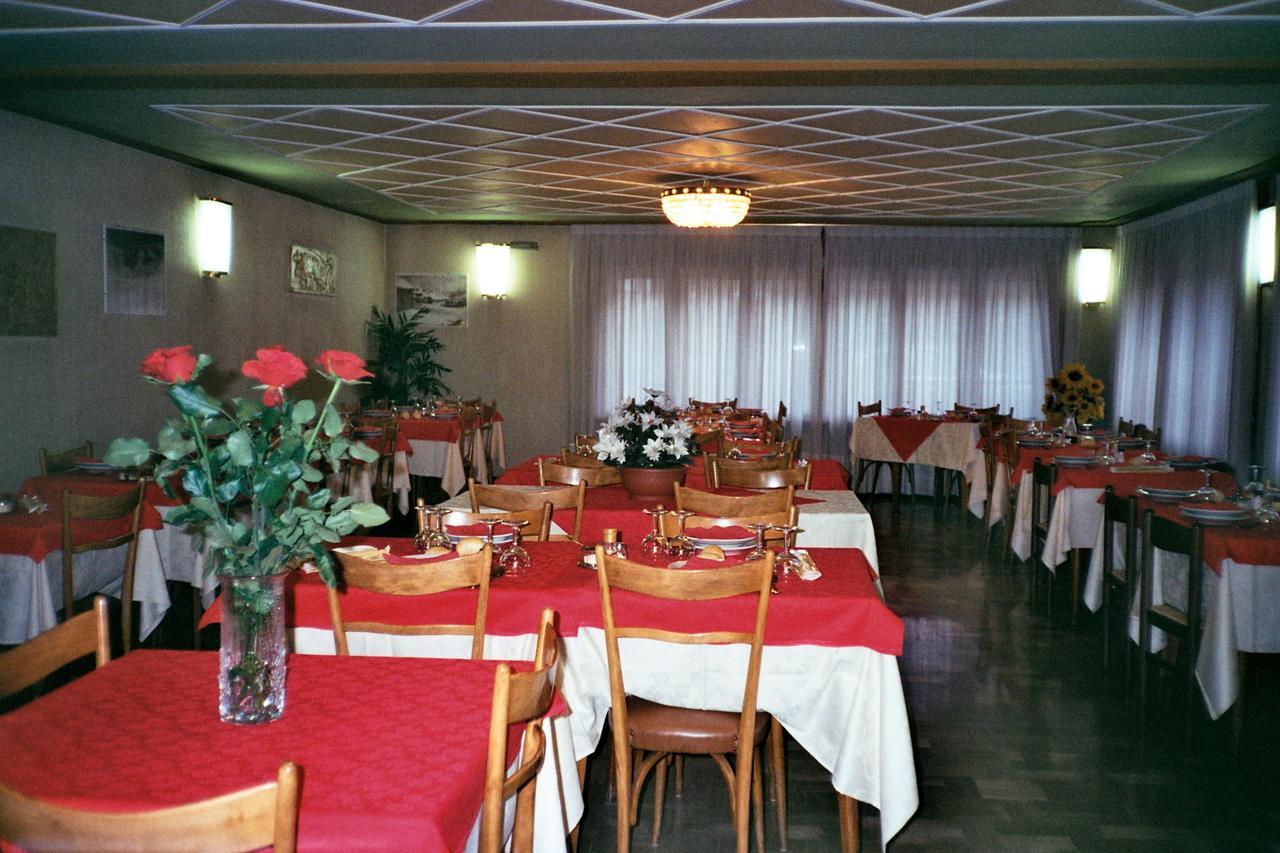 Oulx Hotel Villa Cary מראה חיצוני תמונה